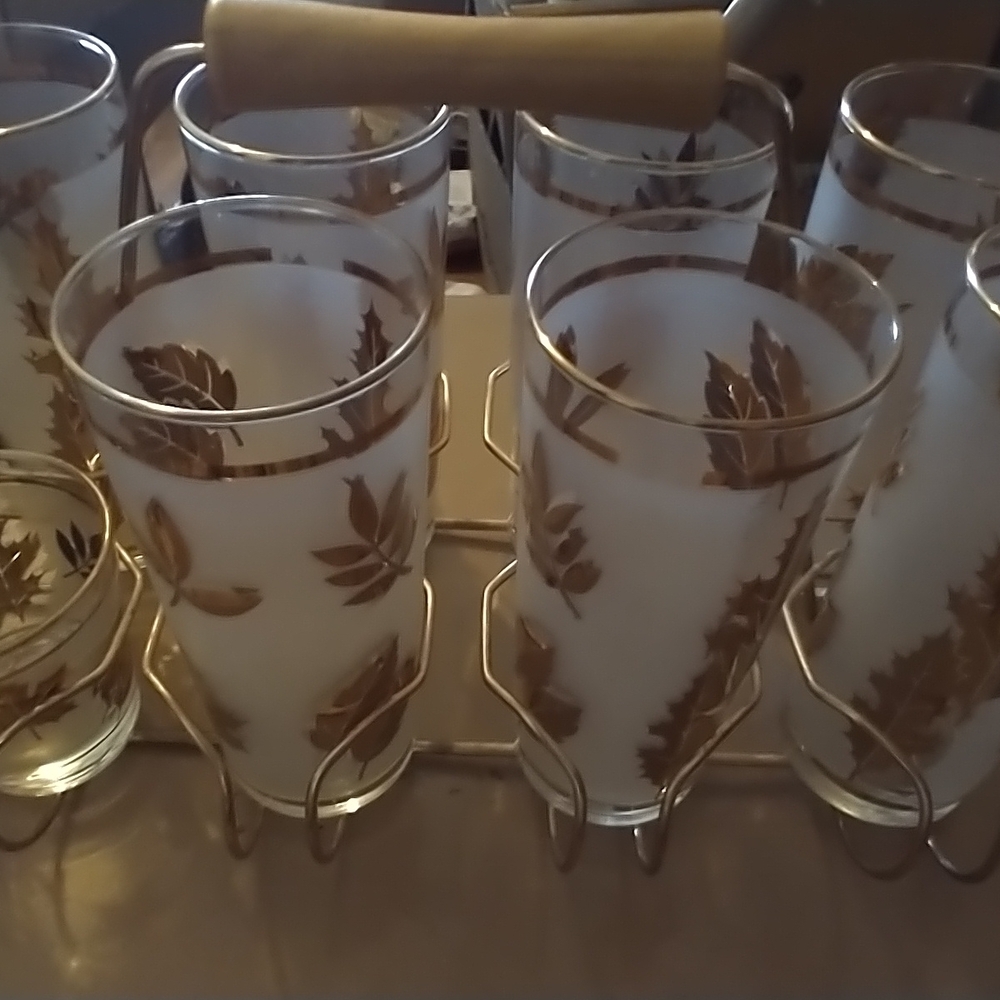 Gold Leaf Design Glass Set with Holder